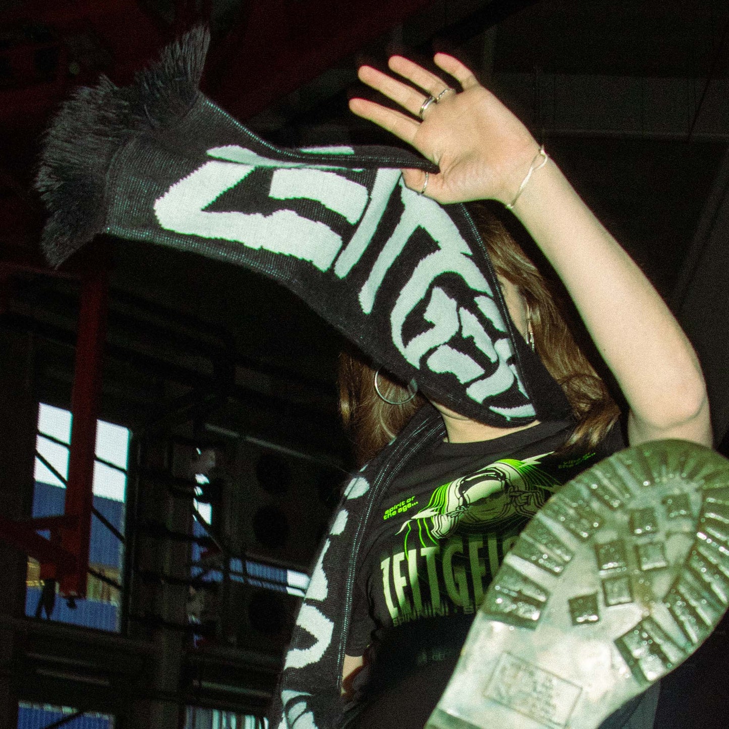 Zeitgeist Scarf