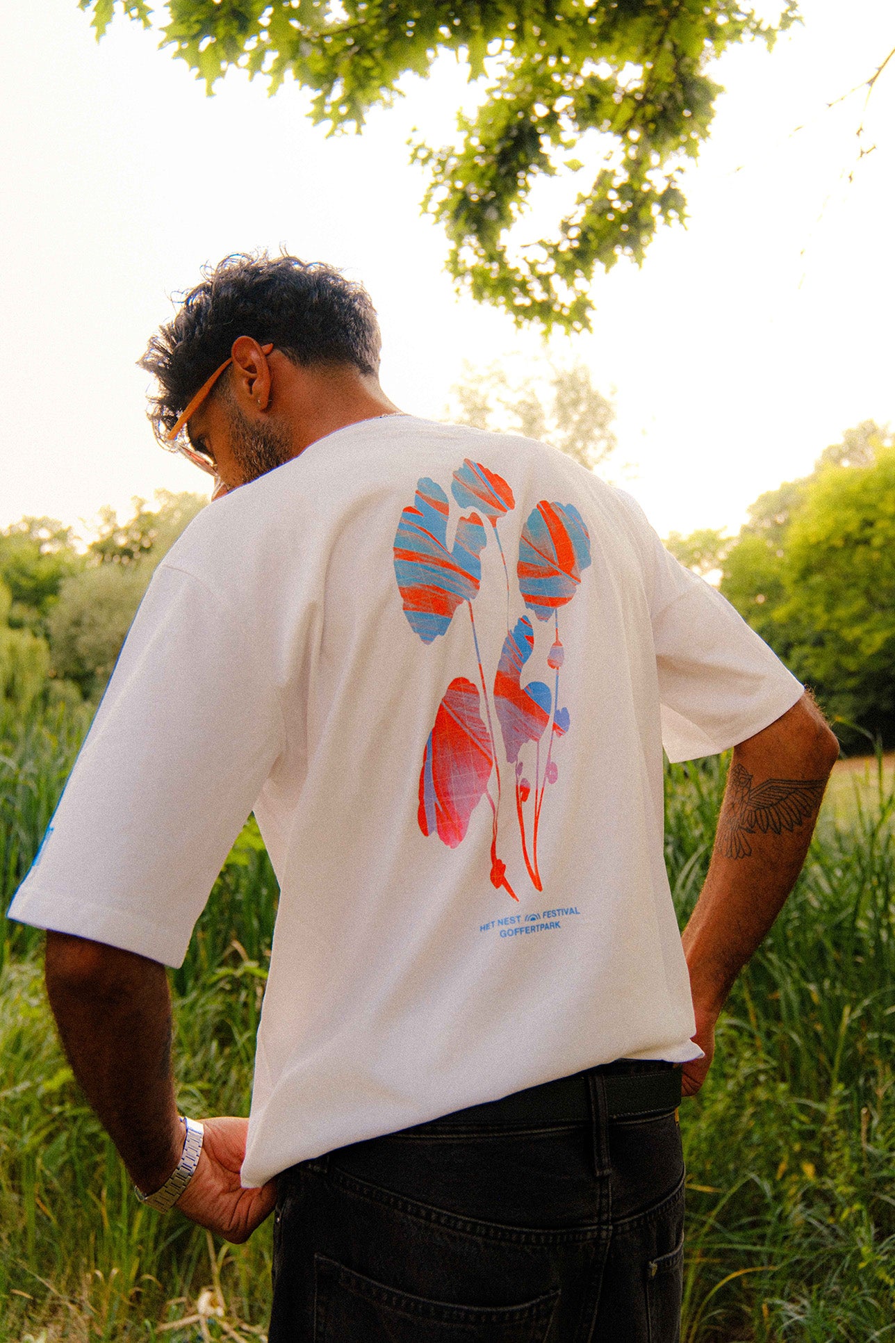 Het Nest - White Tee 2025