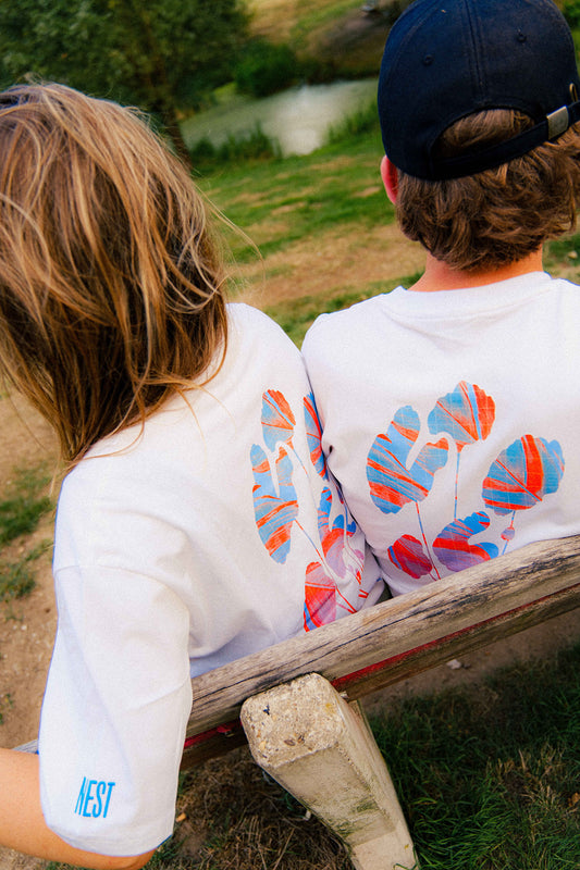 Het Nest - White Tee 2025