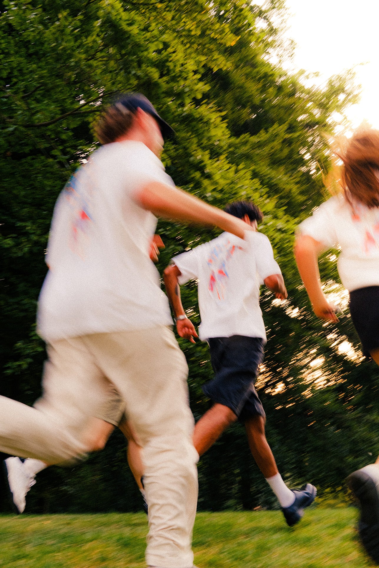 Het Nest - White Tee 2025